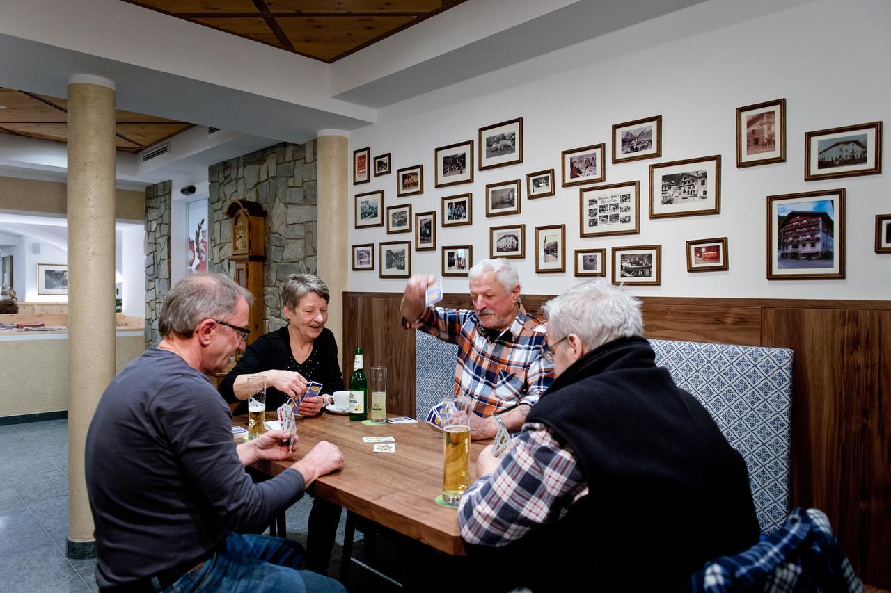 Hotel Neuwirt Zell am Ziller Luaran gambar